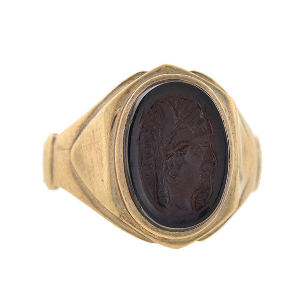THE DEMOCRATISATION OF THE SIGNET RING