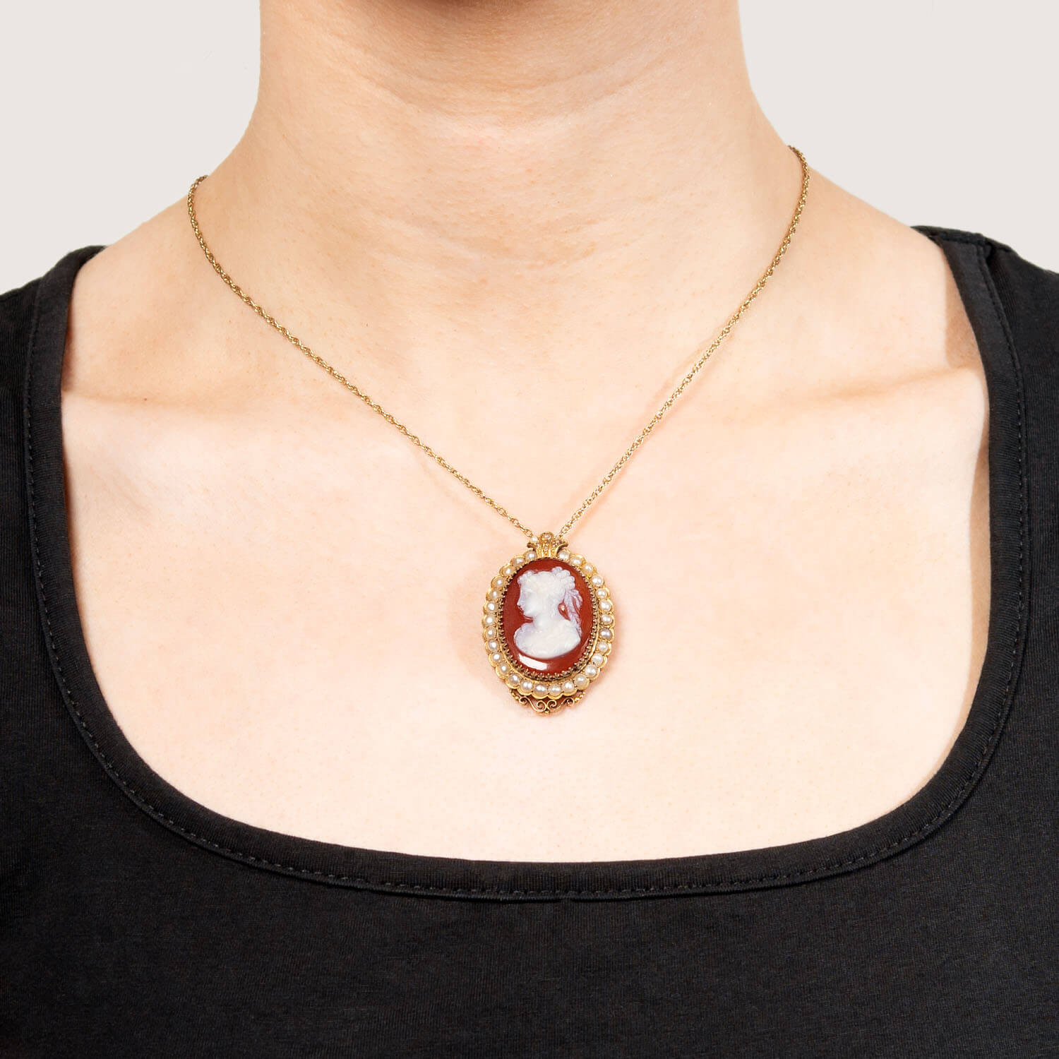 14k Gold Cameo outlet Necklace